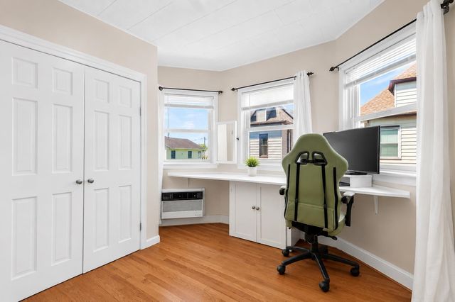 12 EAST 3RD ST, Bayonne, NJ 07002