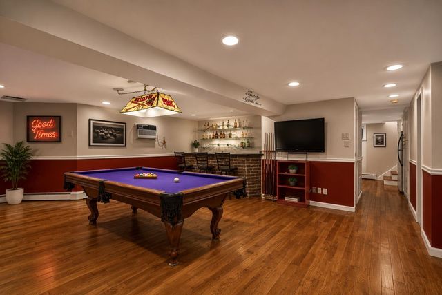 12 EAST 3RD ST, Bayonne, NJ 07002