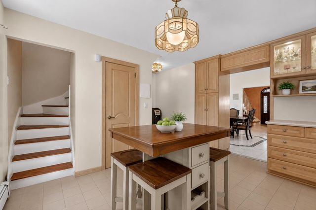 12 EAST 3RD ST, Bayonne, NJ 07002