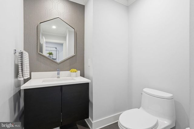 207 UPSHIRE CIR, Gaithersburg, MD 20878