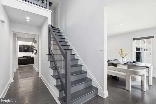 207 UPSHIRE CIR, Gaithersburg, MD 20878