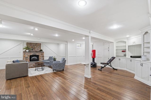 207 UPSHIRE CIR, Gaithersburg, MD 20878