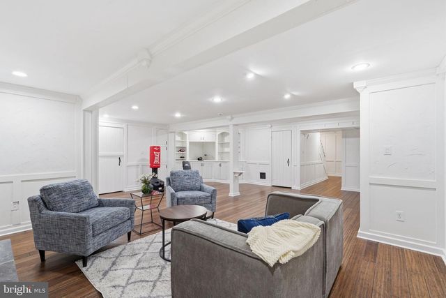 207 UPSHIRE CIR, Gaithersburg, MD 20878