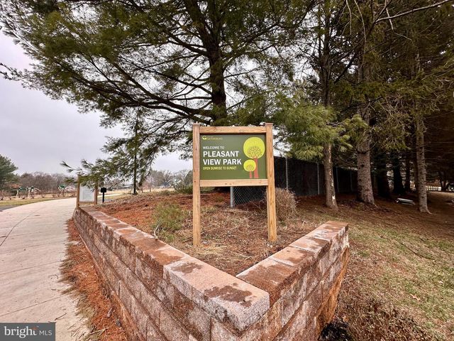 207 UPSHIRE CIR, Gaithersburg, MD 20878