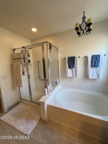 9740 E McAndrew Court, Tucson, AZ 85748