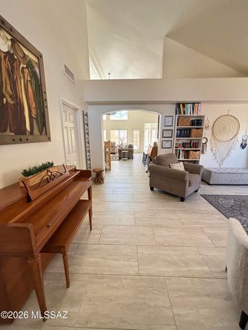 9740 E McAndrew Court, Tucson, AZ 85748