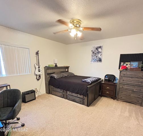 9740 E McAndrew Court, Tucson, AZ 85748