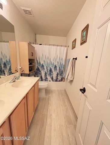 9740 E McAndrew Court, Tucson, AZ 85748