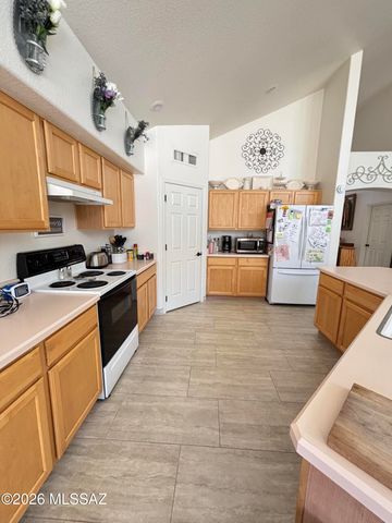 9740 E McAndrew Court, Tucson, AZ 85748