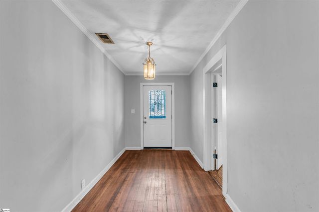 521 Perry Avenue, Greenville, SC 29611