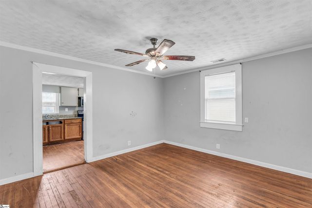 521 Perry Avenue, Greenville, SC 29611