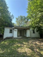 3246 Altamont Avenue, Cleveland Heights, OH 44118