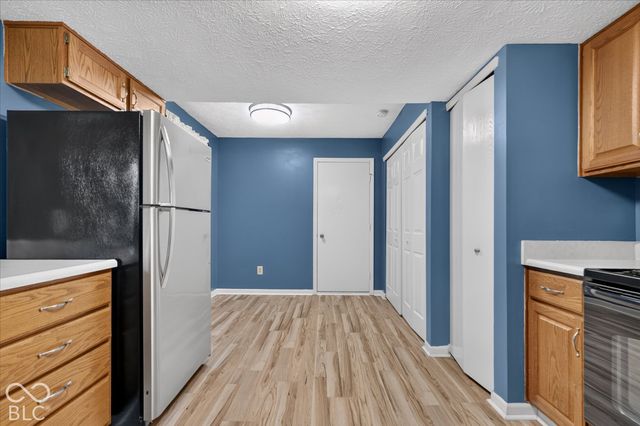 9433 Wimbledon Court, Indianapolis, IN 46250