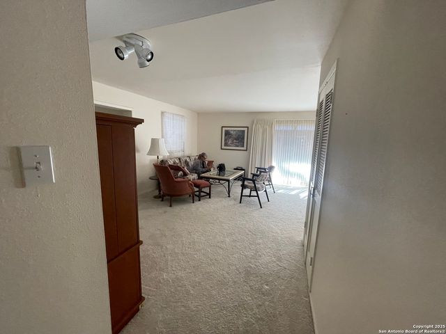 8401 N New Braunfels Ave, San Antonio, TX 78209