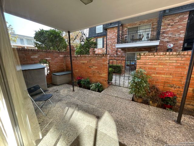 8401 N New Braunfels Ave, San Antonio, TX 78209