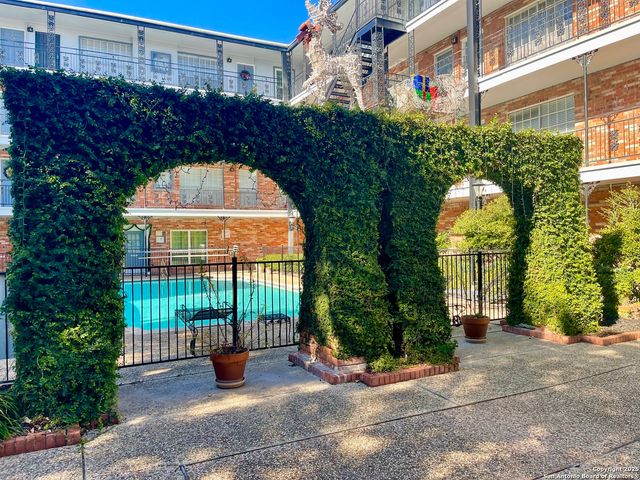 8401 N New Braunfels Ave, San Antonio, TX 78209