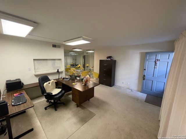 8401 N New Braunfels Ave, San Antonio, TX 78209