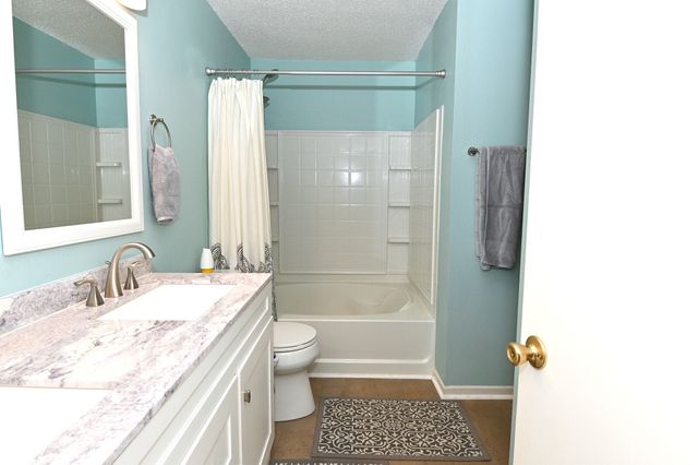 8710 Blooming Grove Drive, Indianapolis, IN 46113