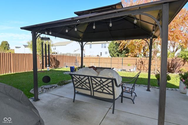 8710 Blooming Grove Drive, Indianapolis, IN 46113