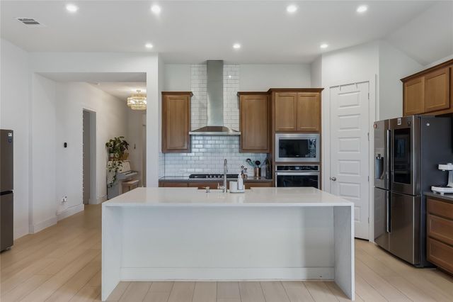 8407 PRAIRIE RYE DR, Lago Vista, TX 78645