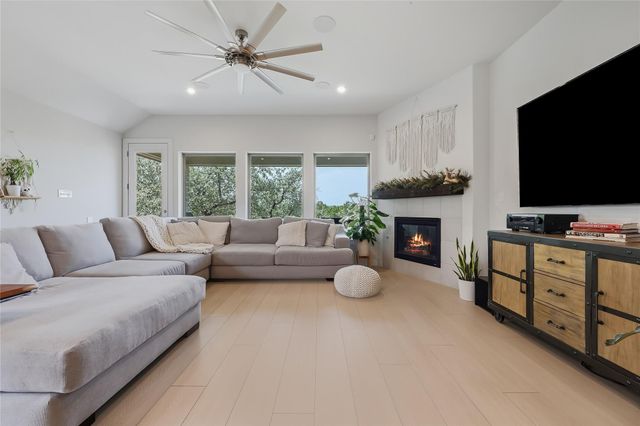 8407 PRAIRIE RYE DR, Lago Vista, TX 78645