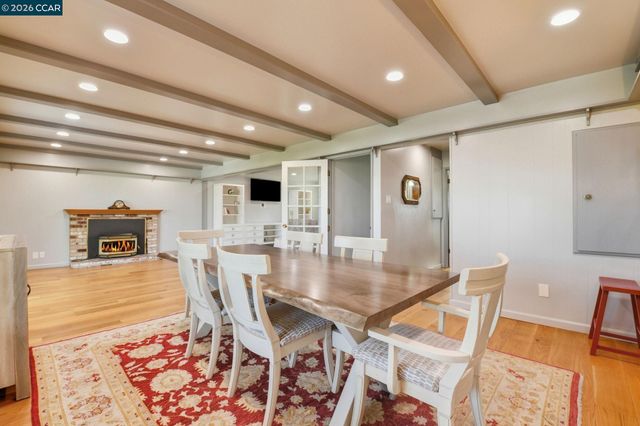 4370 Sandmound Blvd, Oakley, CA 94561