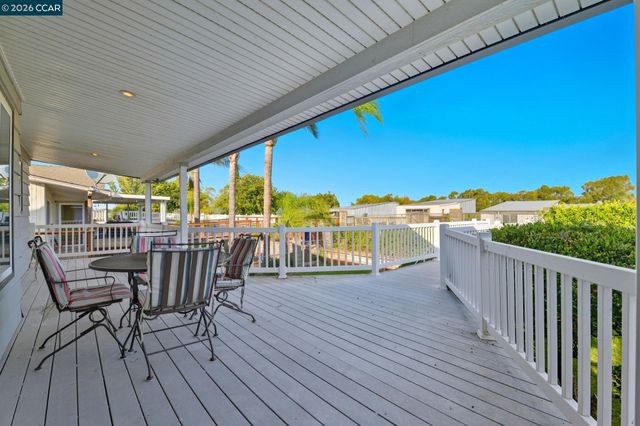 4370 Sandmound Blvd, Oakley, CA 94561