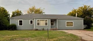 442 Circle Dr, Frederick, OK 73542