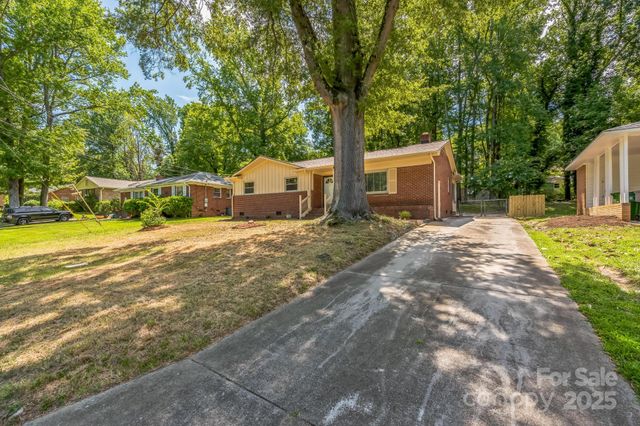 5326 Dolphin Lane 10, Charlotte, NC 28215