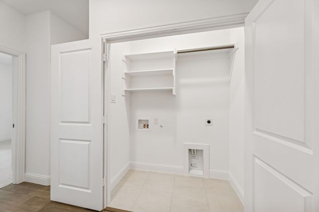 104 Kensington Drive, Lewisville, TX 75067