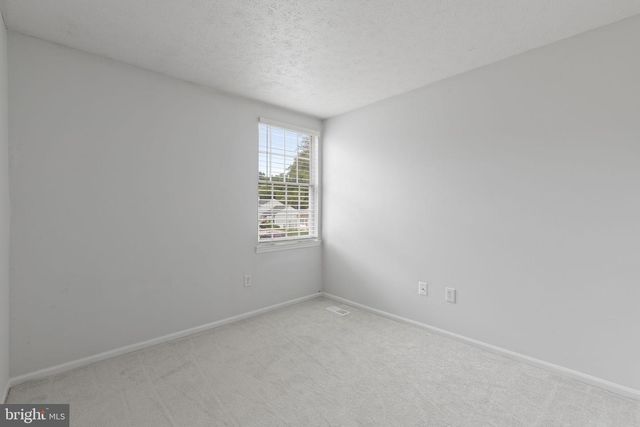 43 YEW RD, Baltimore, MD 21221