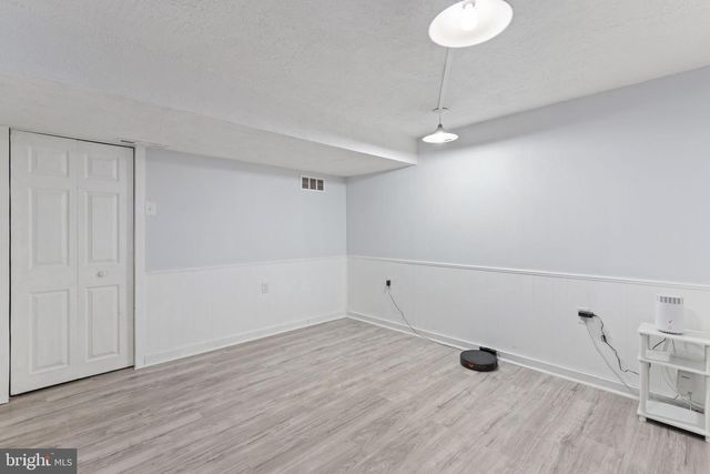 43 YEW RD, Baltimore, MD 21221