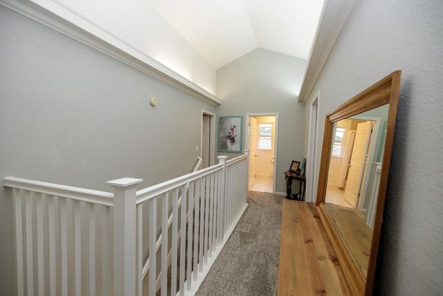808 Stonecreek Cir, Modesto, CA 95355