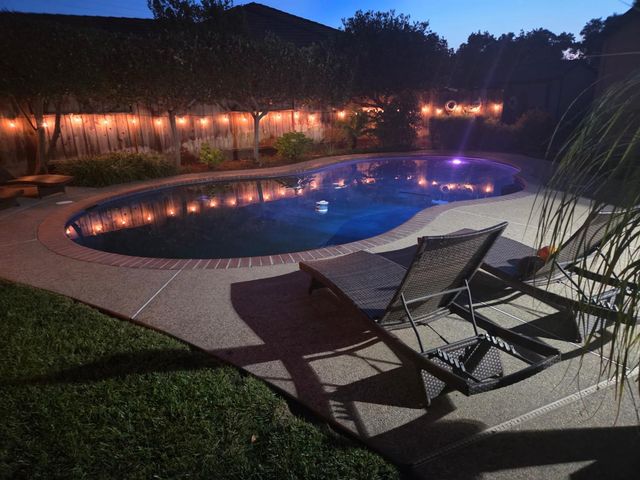 808 Stonecreek Cir, Modesto, CA 95355