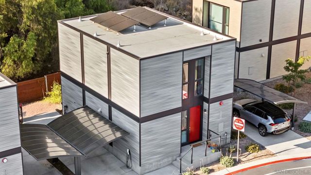 8268 High St, La Mesa, CA 91941