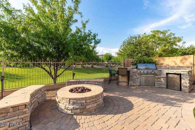 5118 W Swayback Pass, Phoenix, AZ 85083