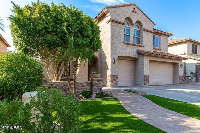 5118 W Swayback Pass, Phoenix, AZ 85083