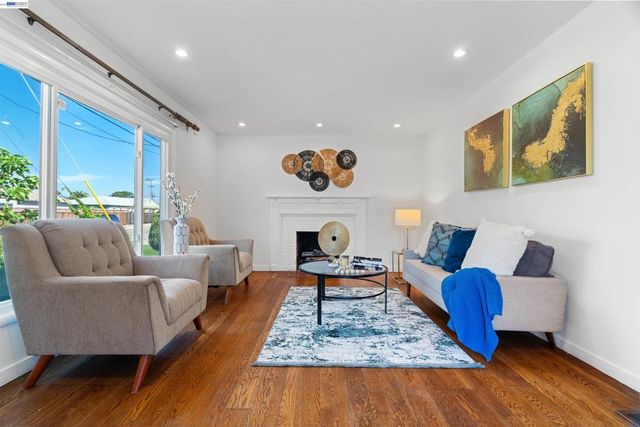 1106 Trojan Ave, San Leandro, CA 94579