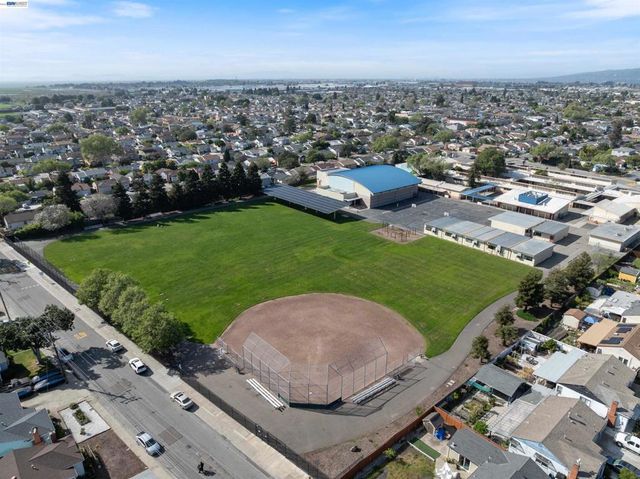 1106 Trojan Ave, San Leandro, CA 94579