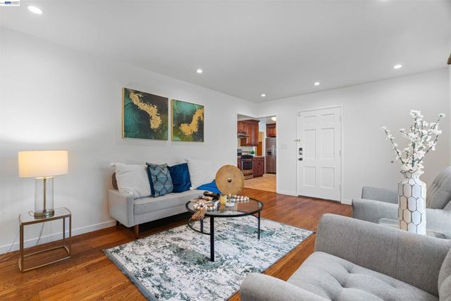 1106 Trojan Ave, San Leandro, CA 94579