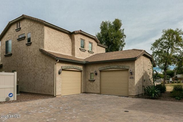16013 N 21st Lane, Phoenix, AZ 85023