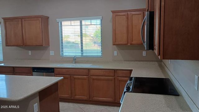 16013 N 21st Lane, Phoenix, AZ 85023
