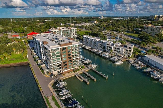 920 N OSCEOLA AVENUE 605, Clearwater, FL 33755