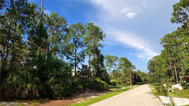 3281 15th AVE SW, Naples, FL 34117