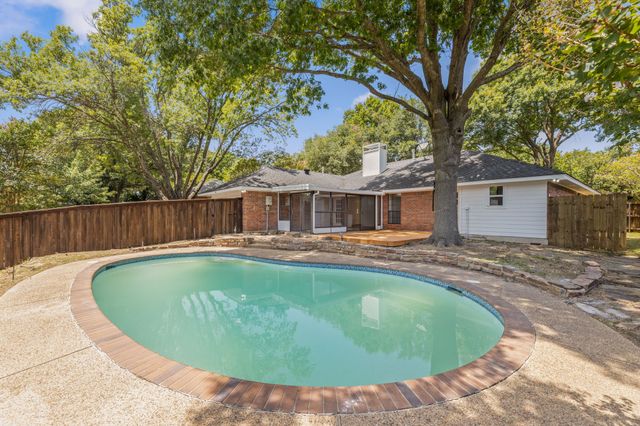 1202 Fawn Ridge Drive, Duncanville, TX 75137