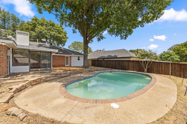 1202 Fawn Ridge Drive, Duncanville, TX 75137