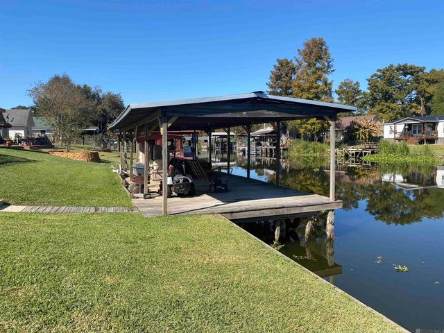 12385 Pecan Island Rd, Jarreau, LA 70736