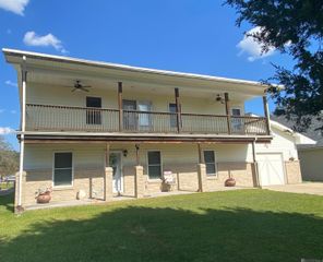 12385 Pecan Island Rd, Jarreau, LA 70736