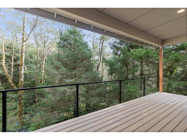 740 MONICA Ct, Cannon Beach, OR 97110