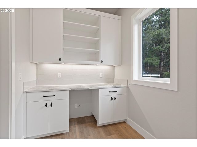 740 MONICA Ct, Cannon Beach, OR 97110